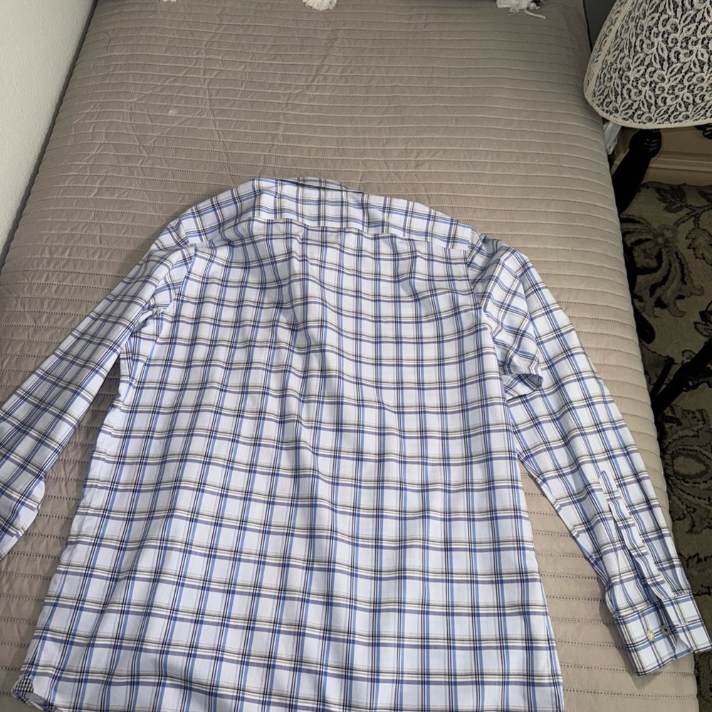 Banana Republic Camden fit 100% cotton no iron Blue striped Button Down Sz L - Picture 11 of 12
